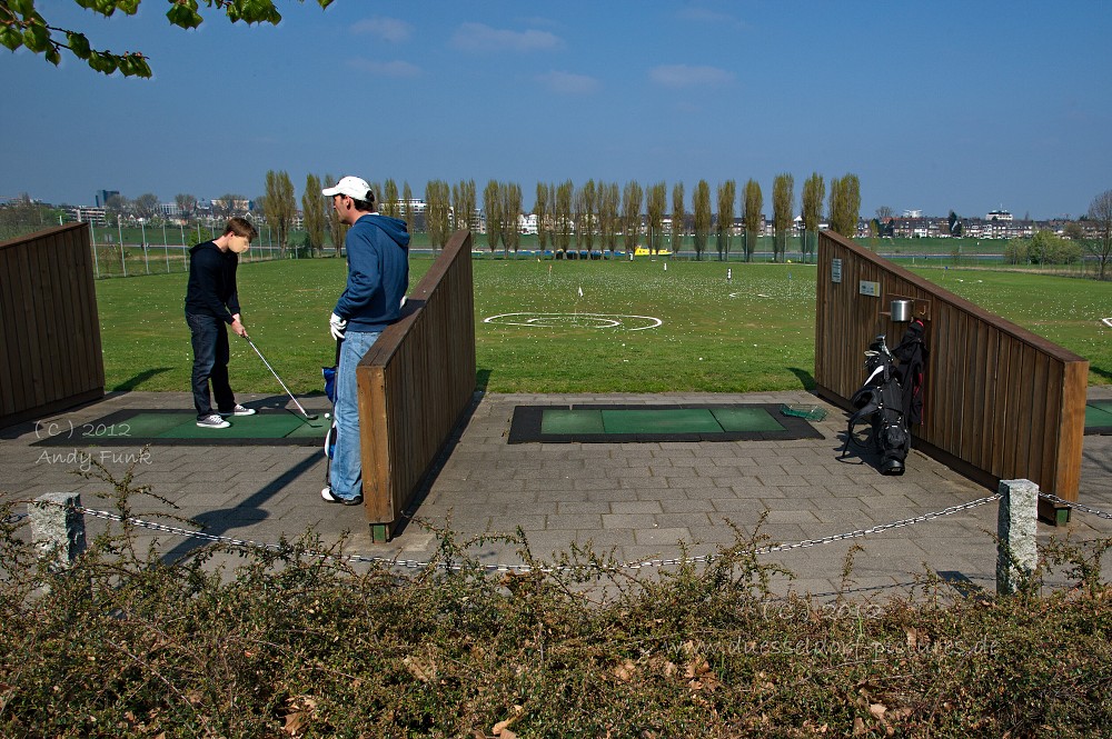 Düsseldorf GSV Golfplatz auf der Lausward ( am Rhein )
