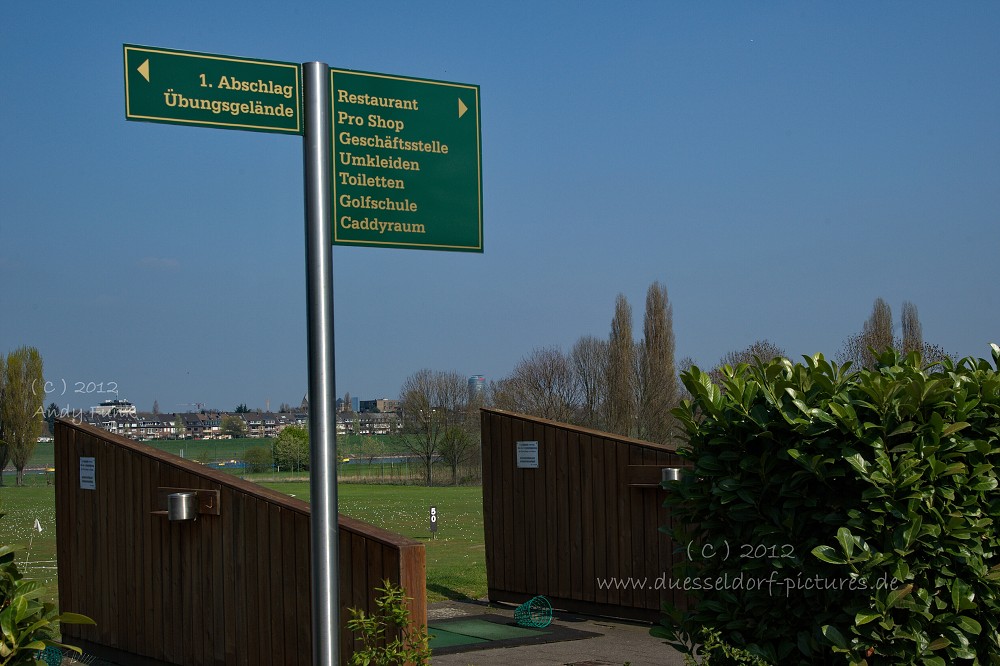 Düsseldorf GSV Golfplatz auf der Lausward ( am Rhein )