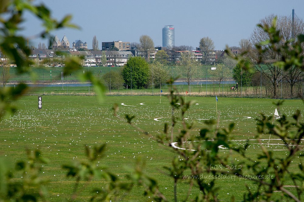 Düsseldorf GSV Golfplatz auf der Lausward ( am Rhein )