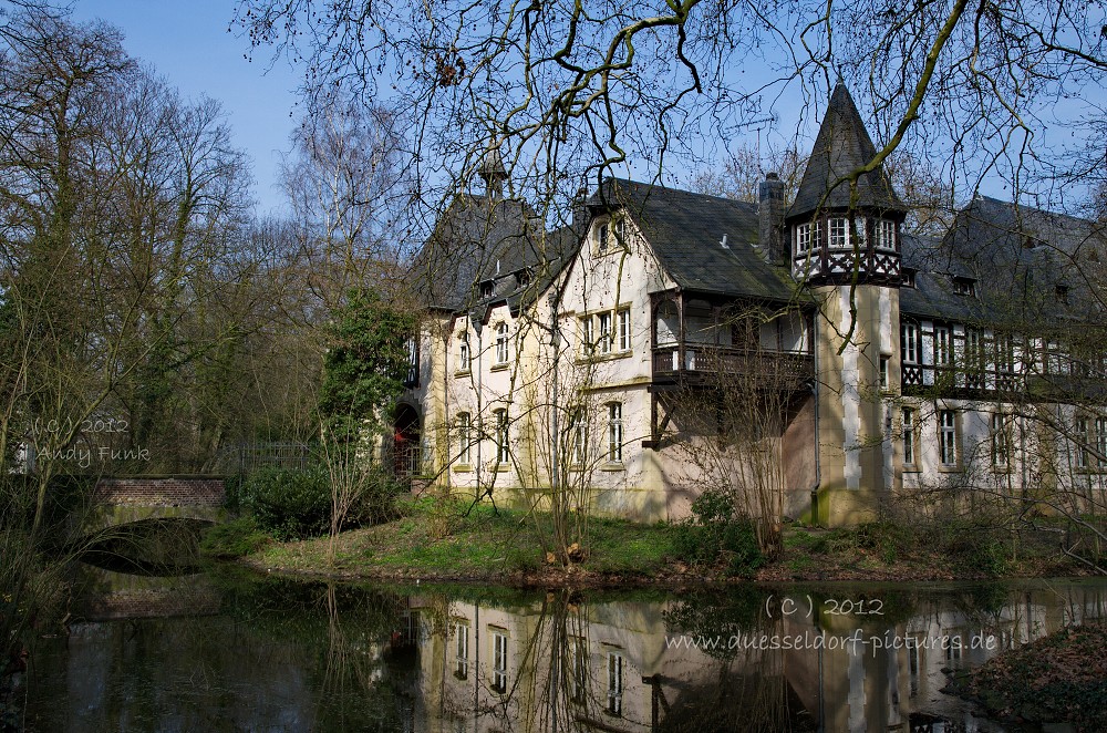 Düsseldorf Schloss / Park Eller