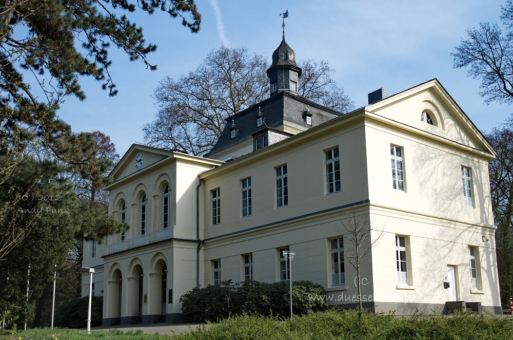 Düsseldorf Schloss / Park Eller