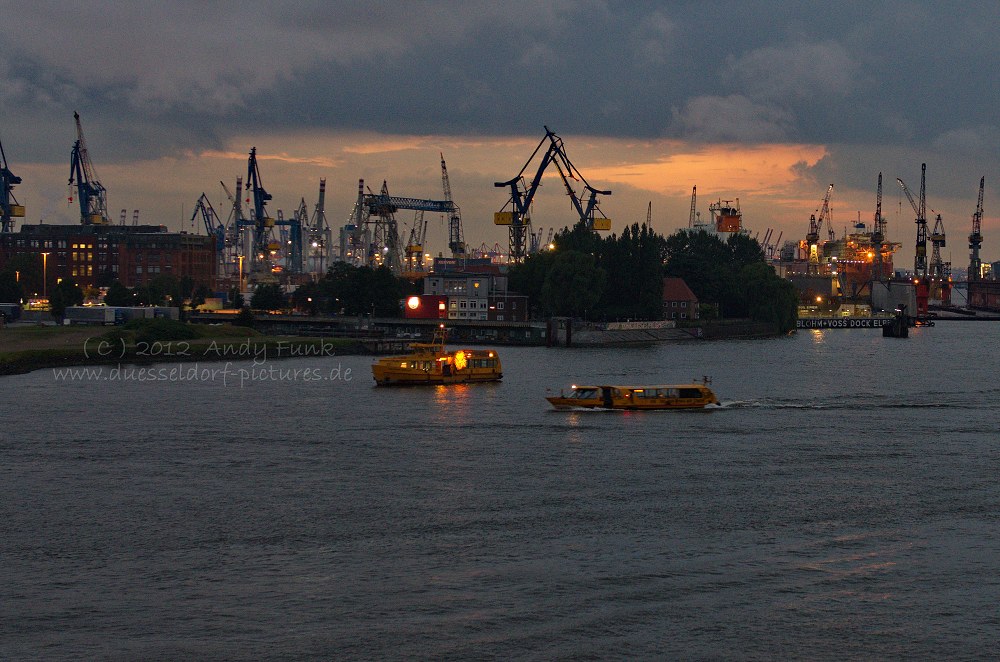 Hamburg Hafen August 2012