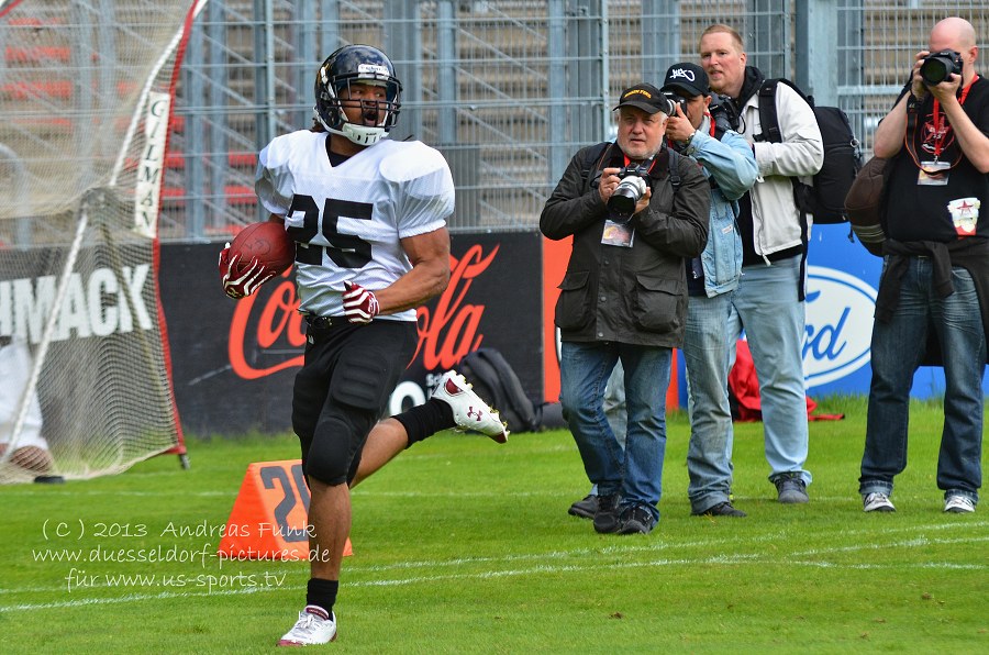 Cologne Falcons - Düsseldorf Panther 38 - 16 12.05.2013