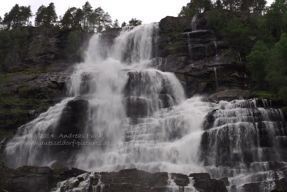 Flam, Voss, Tvindefossen, Gudvangen Fjordtell Norwegen
