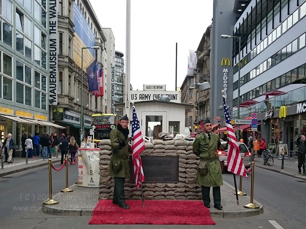 Berlin November 15  ( Handyfotos )