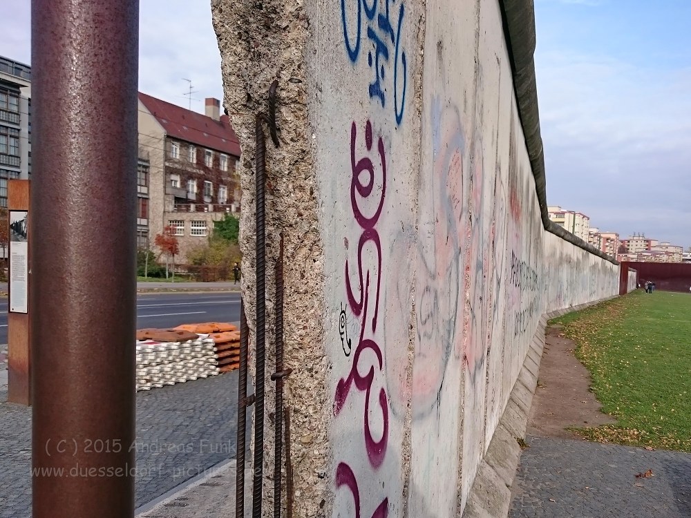 Berlin November 15  ( Handyfotos )