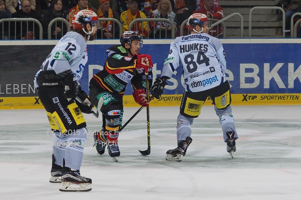 DEG - Schwenningen 2 - 1 26.12.2015