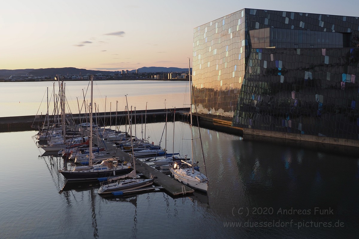 Reykjavik Island MS Hamburg