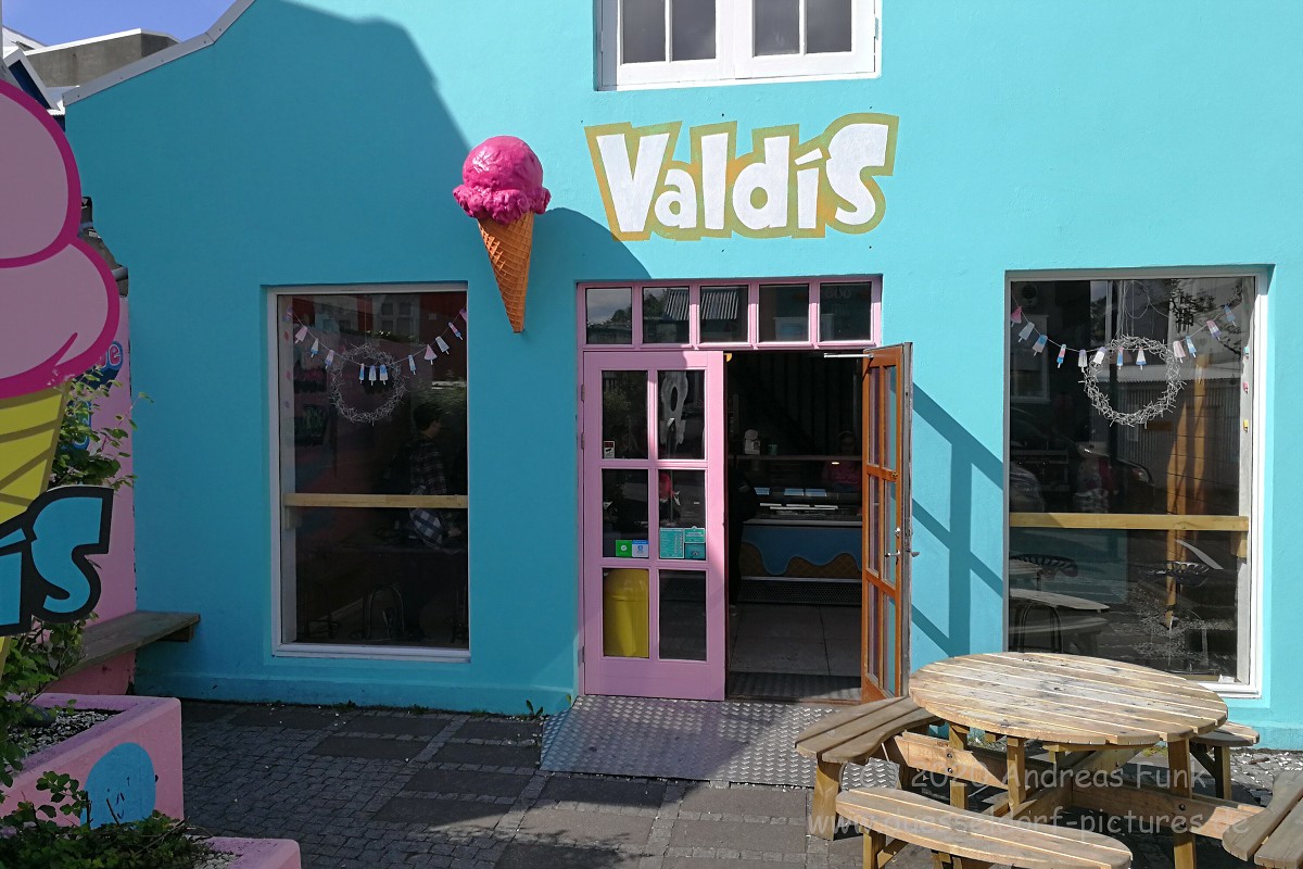 Reykjavik Island MS Hamburg