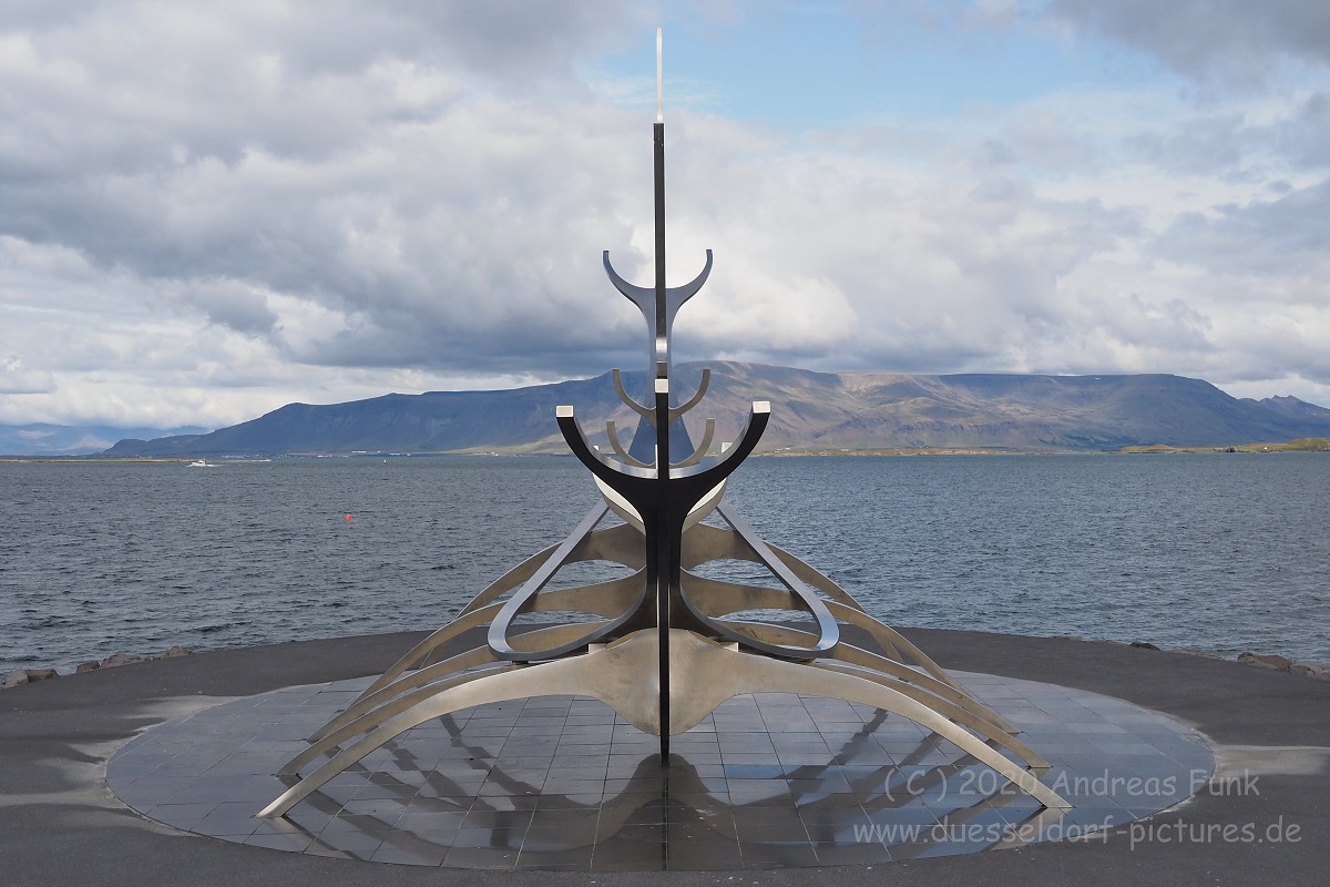 Reykjavik Island MS Hamburg