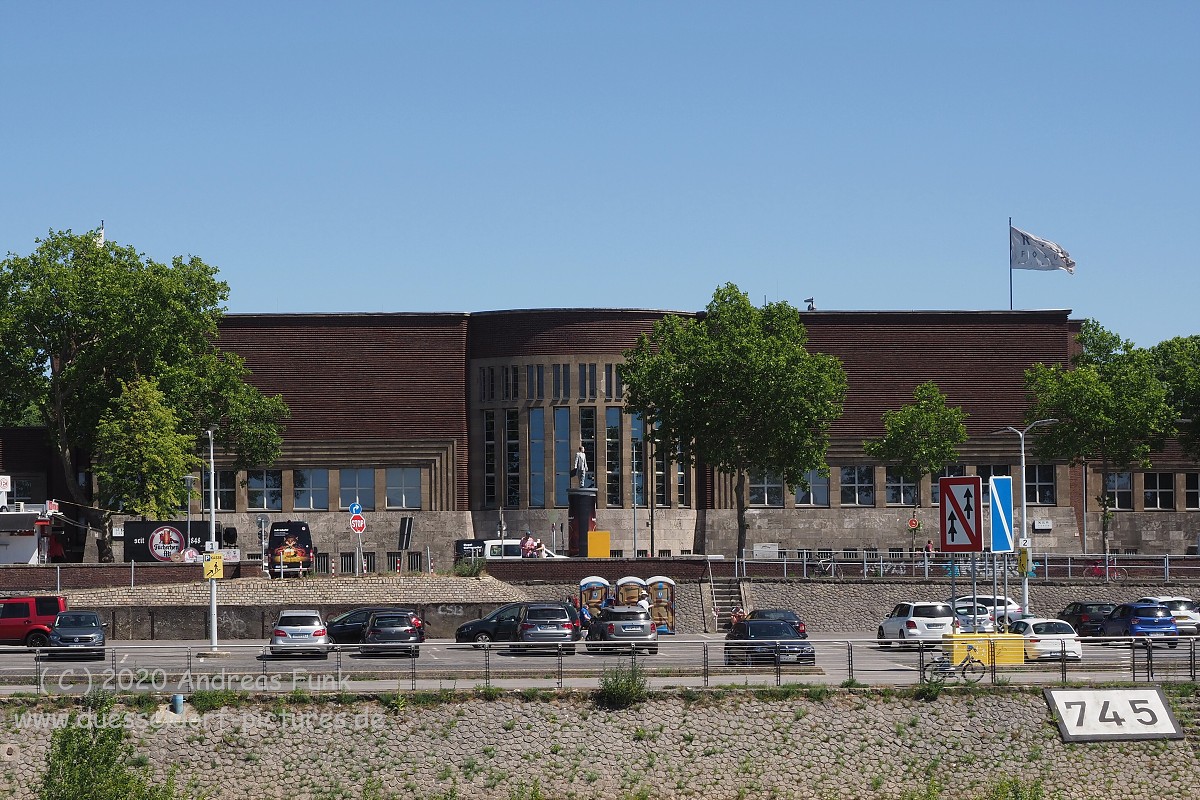 Düsseldorf Panorama Fahrt auf dem Rhein KD 
