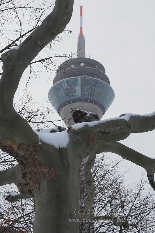 Düsseldorf Schnee Hochwasser 8.2.2021