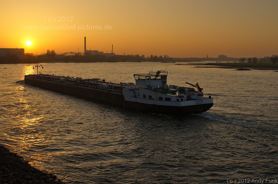 Düsseldorf 15.3.2012 Altstadt und Rhein Impressionen