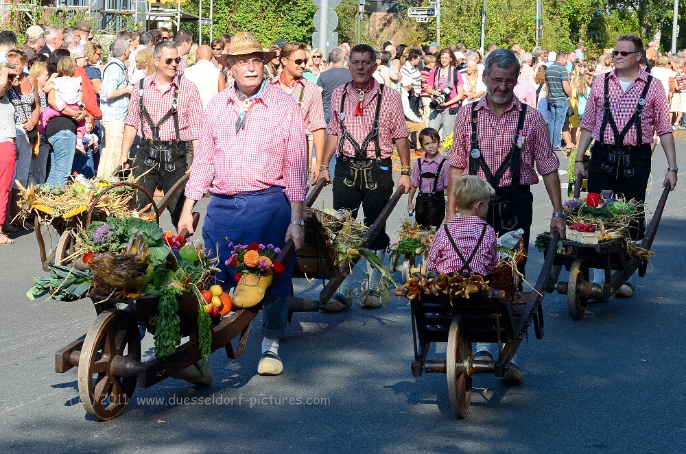 Duesseldorf Urdenbach Erntedankfest 2011