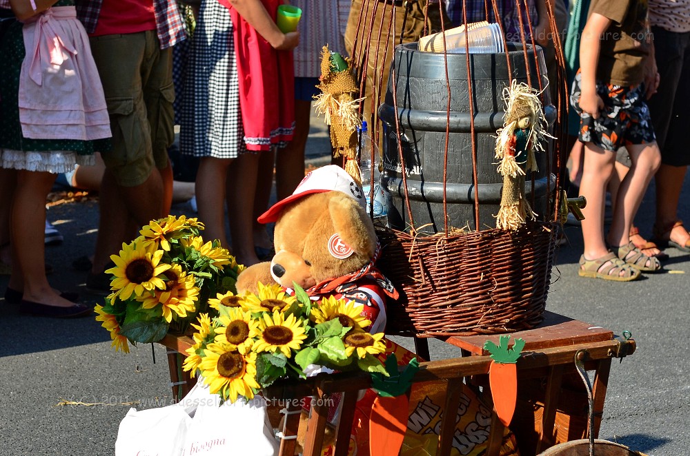 Duesseldorf Urdenbach Erntedankfest 2011