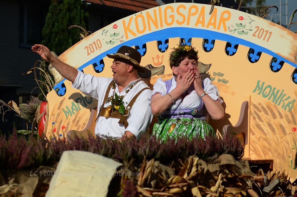 Duesseldorf Urdenbach Erntedankfest 2011