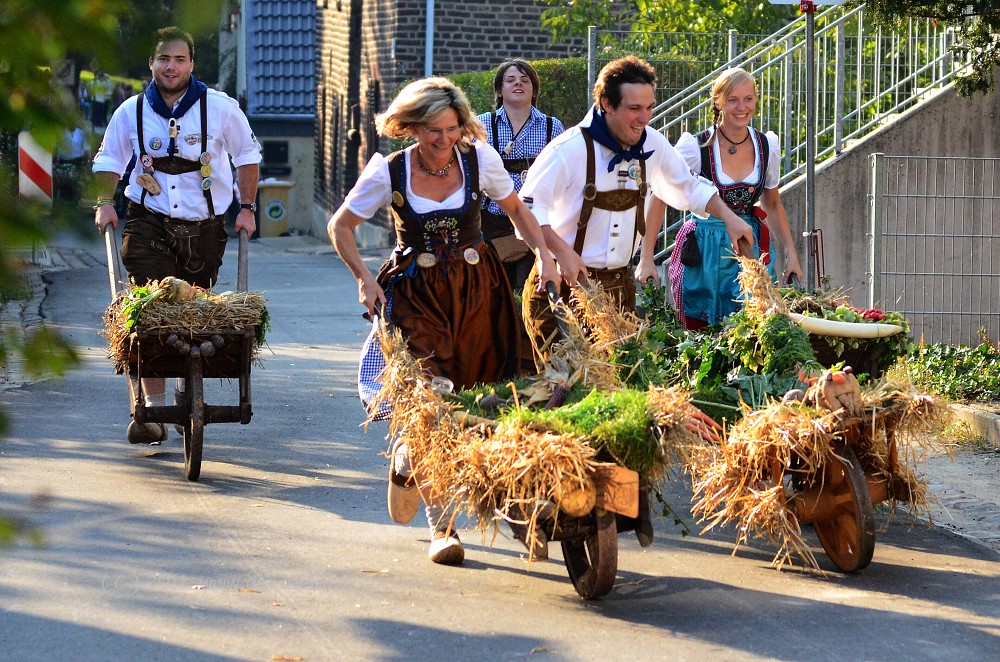 Duesseldorf Urdenbach Erntedankfest 2011